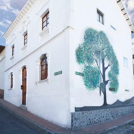 Casa Lunaloma - Boutique Apartments キト エクステリア 写真