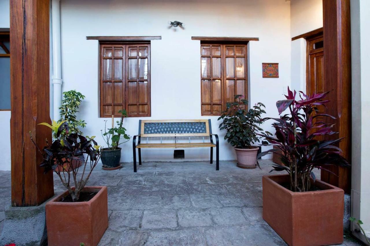 Casa Lunaloma - Boutique Apartments キト エクステリア 写真