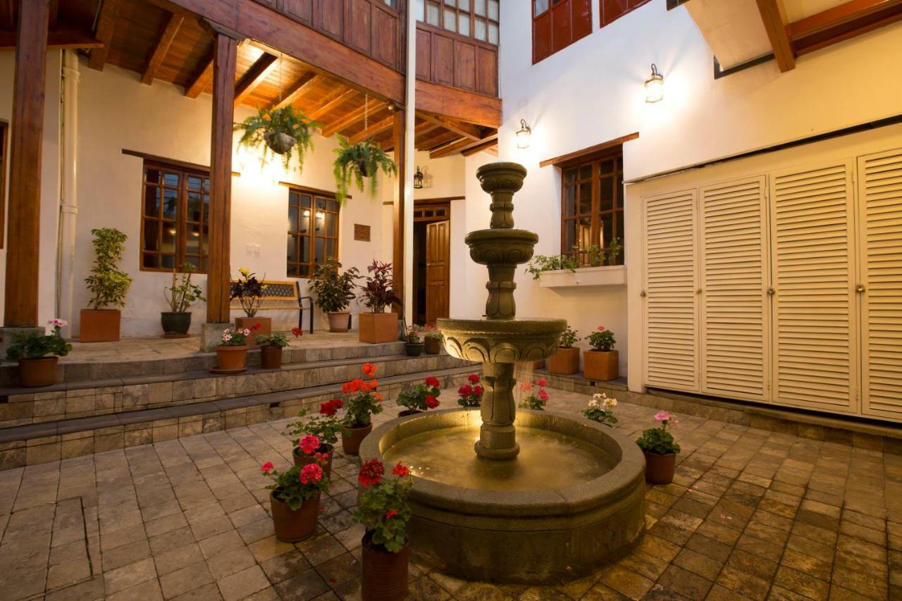 Casa Lunaloma - Boutique Apartments キト エクステリア 写真